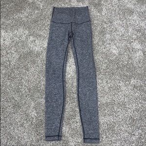 Lululemon Wunder Under leggings size 4